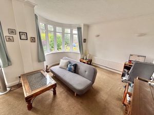 Lounge- click for photo gallery